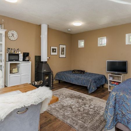 Villa Tammikallio Guest House, Near The Airport - Kodikas Vierasmaja Tuusulassa ภายนอก รูปภาพ