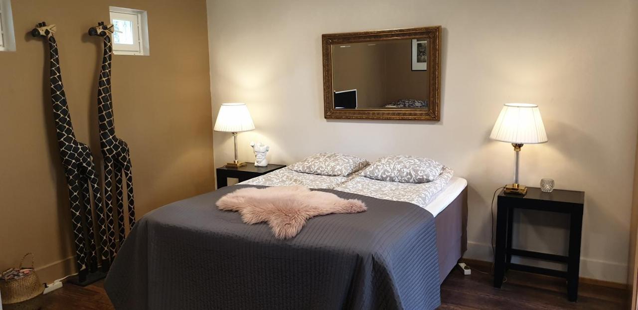 Villa Tammikallio Guest House, Near The Airport - Kodikas Vierasmaja Tuusulassa ภายนอก รูปภาพ