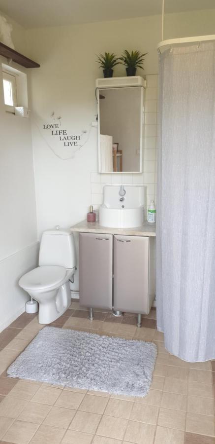 Villa Tammikallio Guest House, Near The Airport - Kodikas Vierasmaja Tuusulassa ภายนอก รูปภาพ