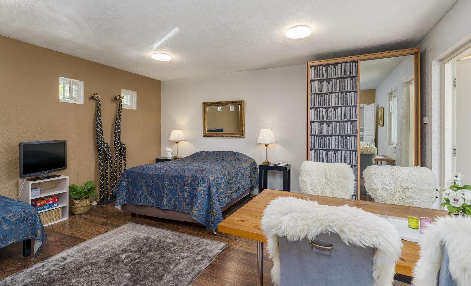 Villa Tammikallio Guest House, Near The Airport - Kodikas Vierasmaja Tuusulassa ภายนอก รูปภาพ